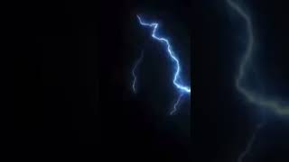 Lightning effect overlay