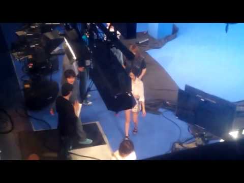 140605 - Jiyeon record at KBS