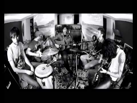 [CLIP] NAOSOL AND THE WAXX BLEND - Plane (2011) - Videofilms.fr