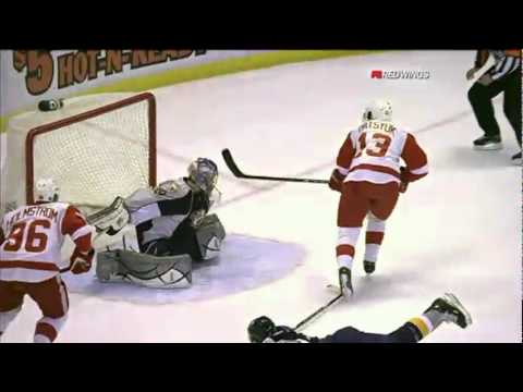 Pavel Datsyuk Amazing Steal and Goal 3/5/10 vs Nashville