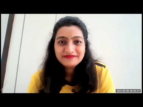 Kids chanting with Nital Shah