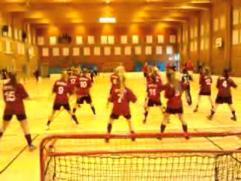 Ljungby IB F96 firar seger med en dans