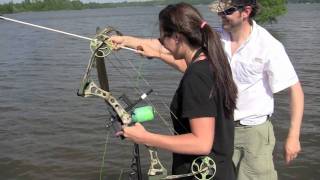 preview picture of video 'B.A.D. Sportsman Bow Fishing'