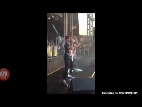 Gabriel Diniz dançando mas leo Santana