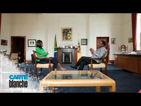 Court in the middle | Carte Blanche | M-Net