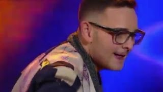 Rocco Hunt canta 'Nu Juorno buono'  Sanremo 2014