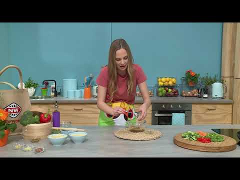 Fanimals: Easy Stirfry Noodle Salad Recipe - New World