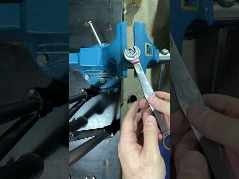 Rounded Bolt vs WERA JOKER & GEDORE 1B #weratools #gedore
