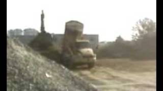 preview picture of video 'Cat 725 Dumper'