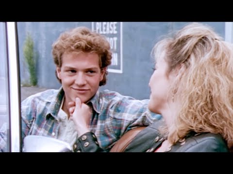 Highlander - S02EP01 - The Watchers - TV Series in English (Multilingual Subtitles)