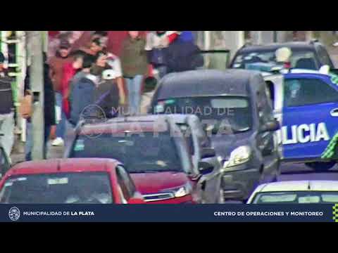 Imprudencia al máximo: dos accidentes de tránsito en la misma esquina