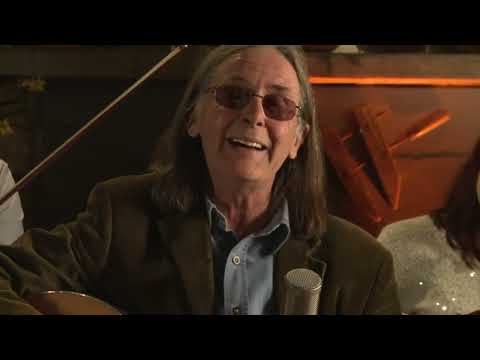 Blazin' Fiddles & Dougie MacLean - Ready for the Storm