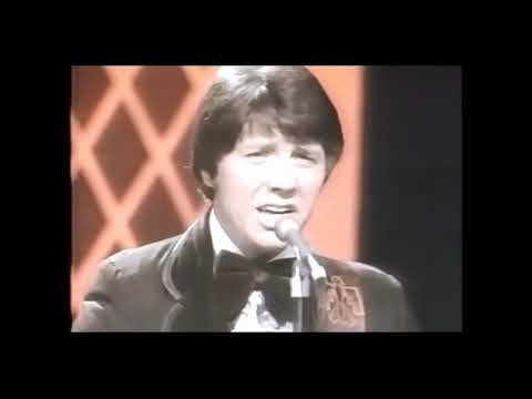 The Hinsons - The Little Store Front Church (Gospel Singing Jubilee)