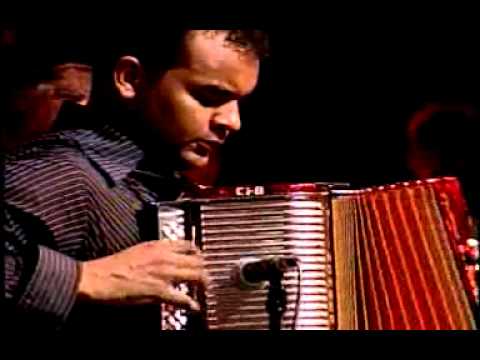 lluvia de mujeres los betos.mpg