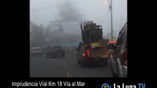preview picture of video 'LALUPATV - Lupazo - Imprudencia víal km 18 cali'