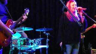 Love Song @ Sassy’s!