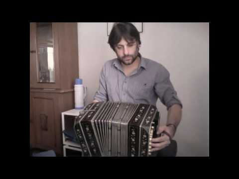 " Alfonsina y el mar " - Pablo Corradini - solo bandoneon (& mate)