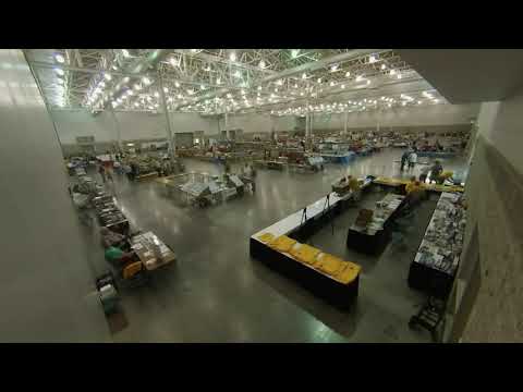 Vendor Room Setup IPMS Nationals 2014