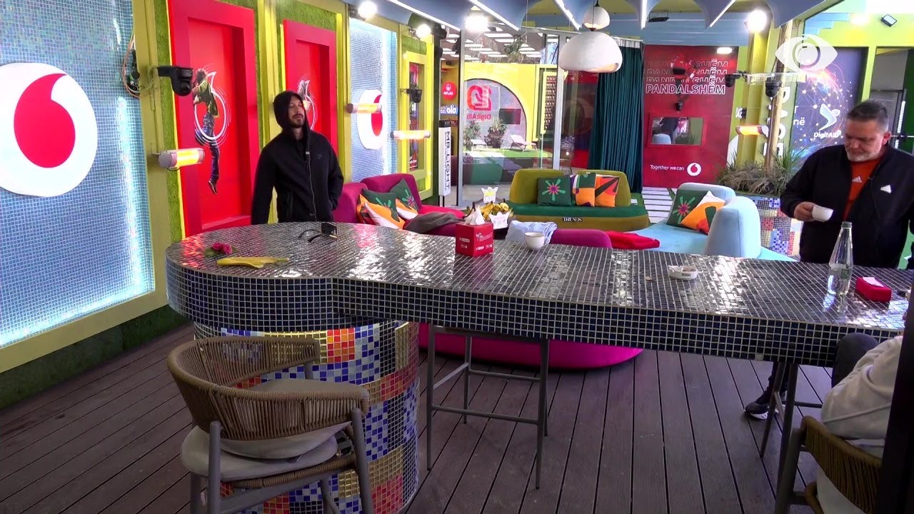 “Dua të gjej pulën që ka bërë këtë vezë”/ Romeo i mërzitur: U zgjova dhe gjeta…