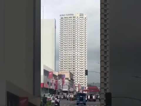 Edificio de 36 pisos se balanceó durante el terremoto en Filipinas | #CHVNoticias