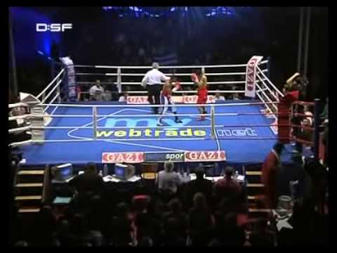 NÉSTOR PANIAGUA NO TUVO UN BUEN INICIO PRIMAVERAL SOBRE EL RING ANTE YURIOKIS GAMBOA.