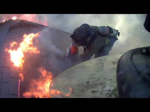 Ladder 25 Vertical Ventilation