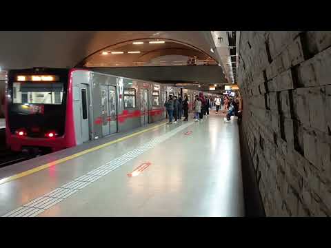 Metro de Santiago | Línea 2 | Trenes Alstom NS-16 y Alstom NS-04 en Estación La Cisterna (4A)