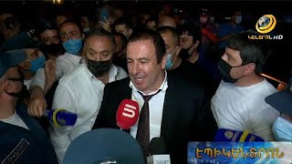 «Շինծու, սարքած գործ ա, վաղը կտեսնեք». Ծառուկյանը դուրս եկավ ԱԱԾ շենքից