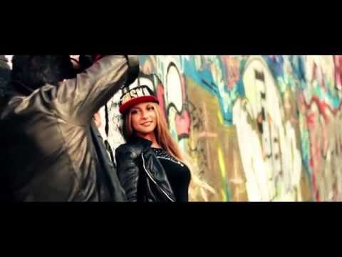 Backstage del Calendario Waska 2105 - Angelica Becce - Chica Marzo