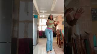 Khanyi mbau 💚 #africangood #amapiano #dance  @mashabela_thatatso