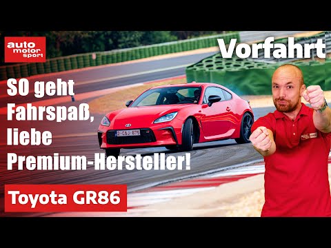 Toyota GR86 (2022): SO geht bezahlbarer Fahrspaß! Vorfahrt/Fahrbericht | auto motor und sport