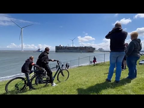 Burned cargo ship arriving in Dutch port