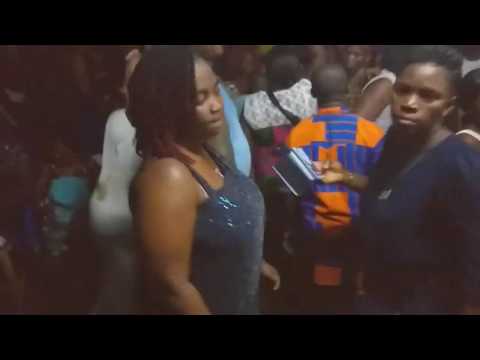 Fête Des Mères A Akyékoi Avec Armel - Min Binsin Bin