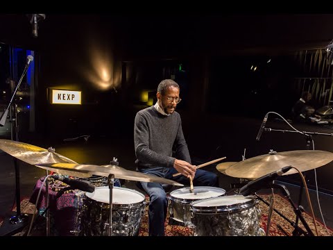 The Drum Hang - Episode 22 Brian Blade Triplet Fills