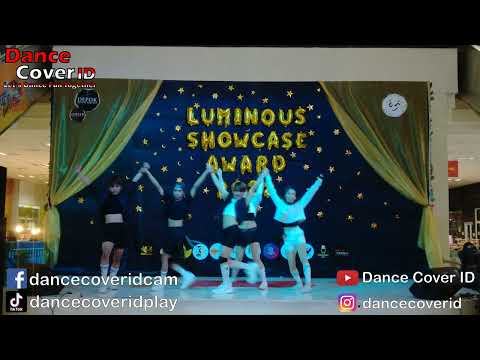 Le Xavier Dance Cover Le Serafim at Luminous Showcase Award 2022 Depok Town Square 250622