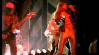 Saxon - And The Bands Played On. Top Of The Pops 1981