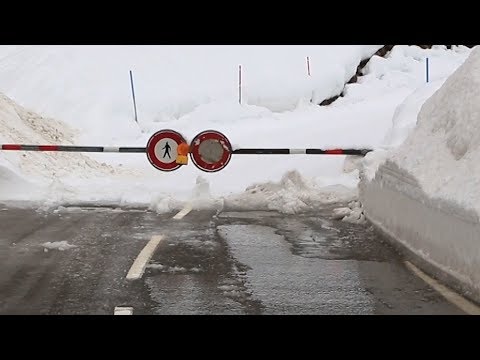 Snowed in the Alps: Beer and bread for 14 days
