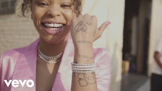 Kodie Shane - Behind the Scenes of Sing to Her
