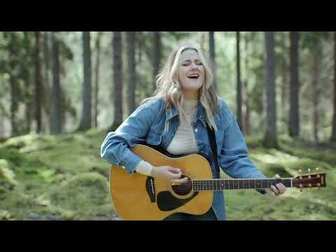 Felicia Eliza Band - Johnny (Official Music Video)