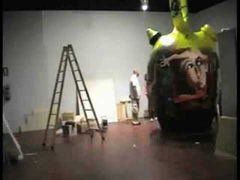 instalacion botijo de karla frechilla en la expo zaragoza.