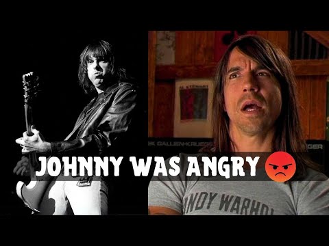 How RHCP potentially RUINED The Ramones concert in Finland (1988)