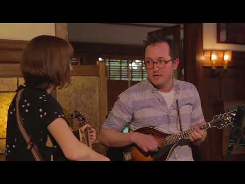 Joe K. Walsh, Molly Tuttle & John Mailander - Fiddler Of Dooney