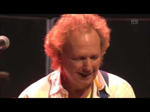 Lee Ritenour & Dave Grusin Montreux #Jazz Festival 2011 #jazzmusic