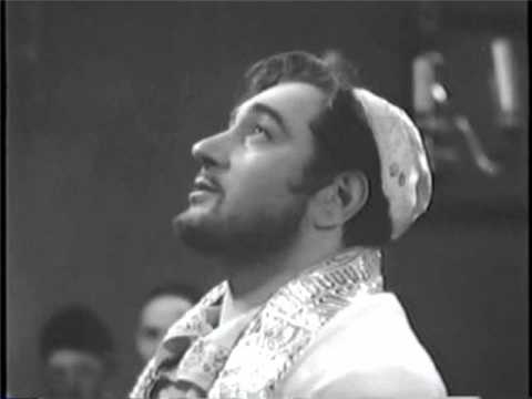 Cantor Moshe Oysher - Shema Koleinu