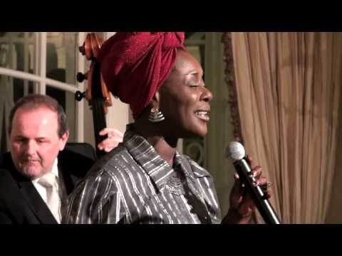 download lagu mp3 mp4 Dorretta Carter, download lagu Dorretta Carter gratis, unduh video klip Dorretta Carter