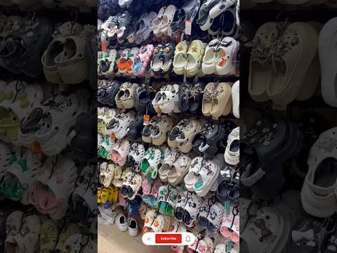 Best crocs for women's 👠✨🔥#crocs #crocsshoes #slippersforwomen #crocsfootwear #shorts_feed_viral #1k