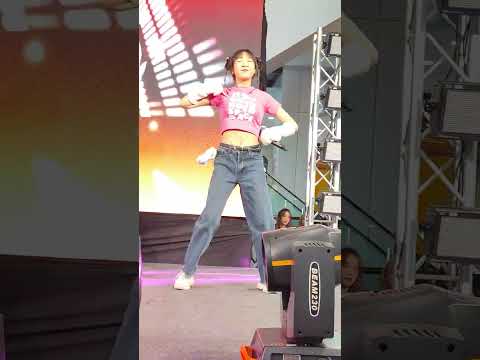 230319 (Endu Fancam) Peach You - Missile @ Fandom Idol Day - Union Mall