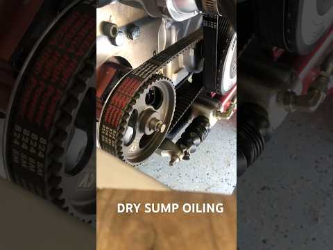 How does a dry sump oiling system work? #automobile #engineering #racing #diy