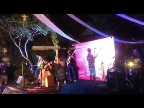 Yogyakarta Perfomance wuth Tri Utami