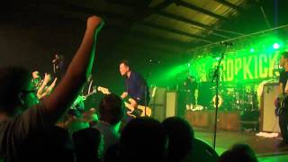 Dropkick Murphys - Take Em Down/The Workers&#39; Song (live)